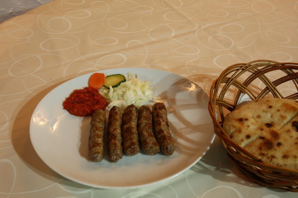 فندق Gostilna In Prenocisca Gedzo نوفو ميستو المظهر الخارجي الصورة